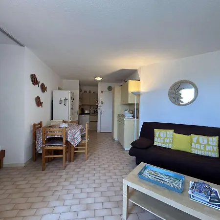 Centre Ste-maxime, 2 Pieces, 5 Couchages, Climatisation, Garage - Fr-1-226-515