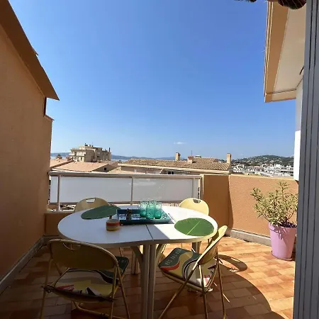 Sainte-maxime: 2 Pièces, 5 Couchages, Vue Mer, Clim, Centre-ville - Fr-1-226-515 Appartamento *